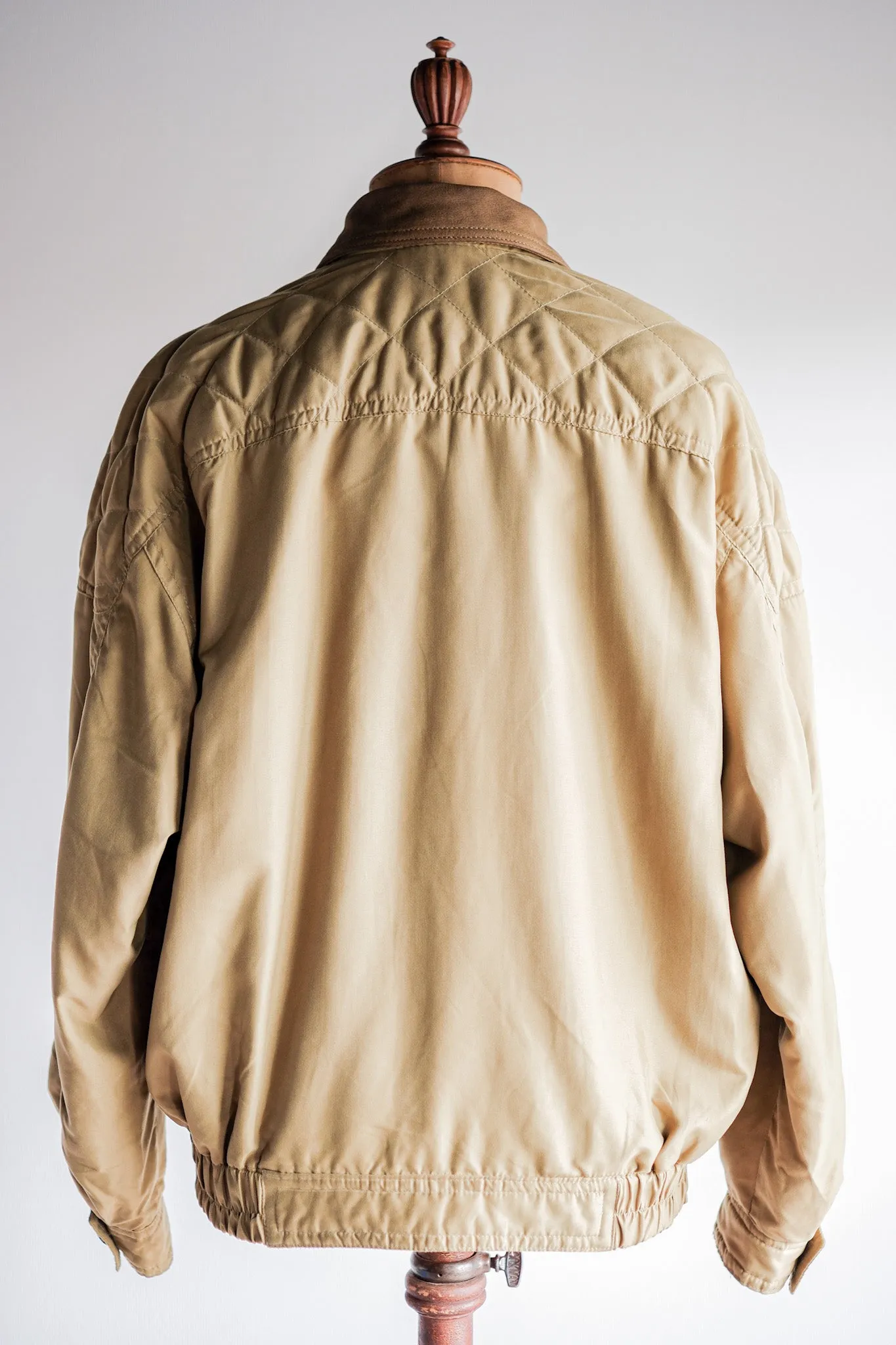 [~ 80's] Vieux Blouson matelassé en nylon Yves Saint Laurent avec mentonnière « Pour Homme »