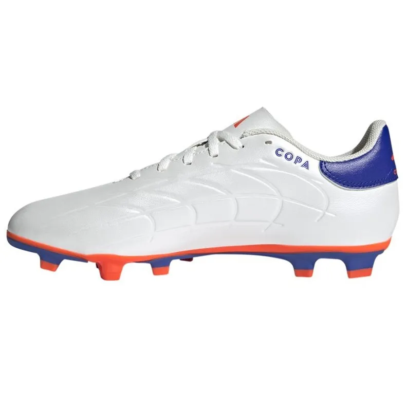 Chaussures Adidas Copa Pure.2 Club FxG IG6410 blanche