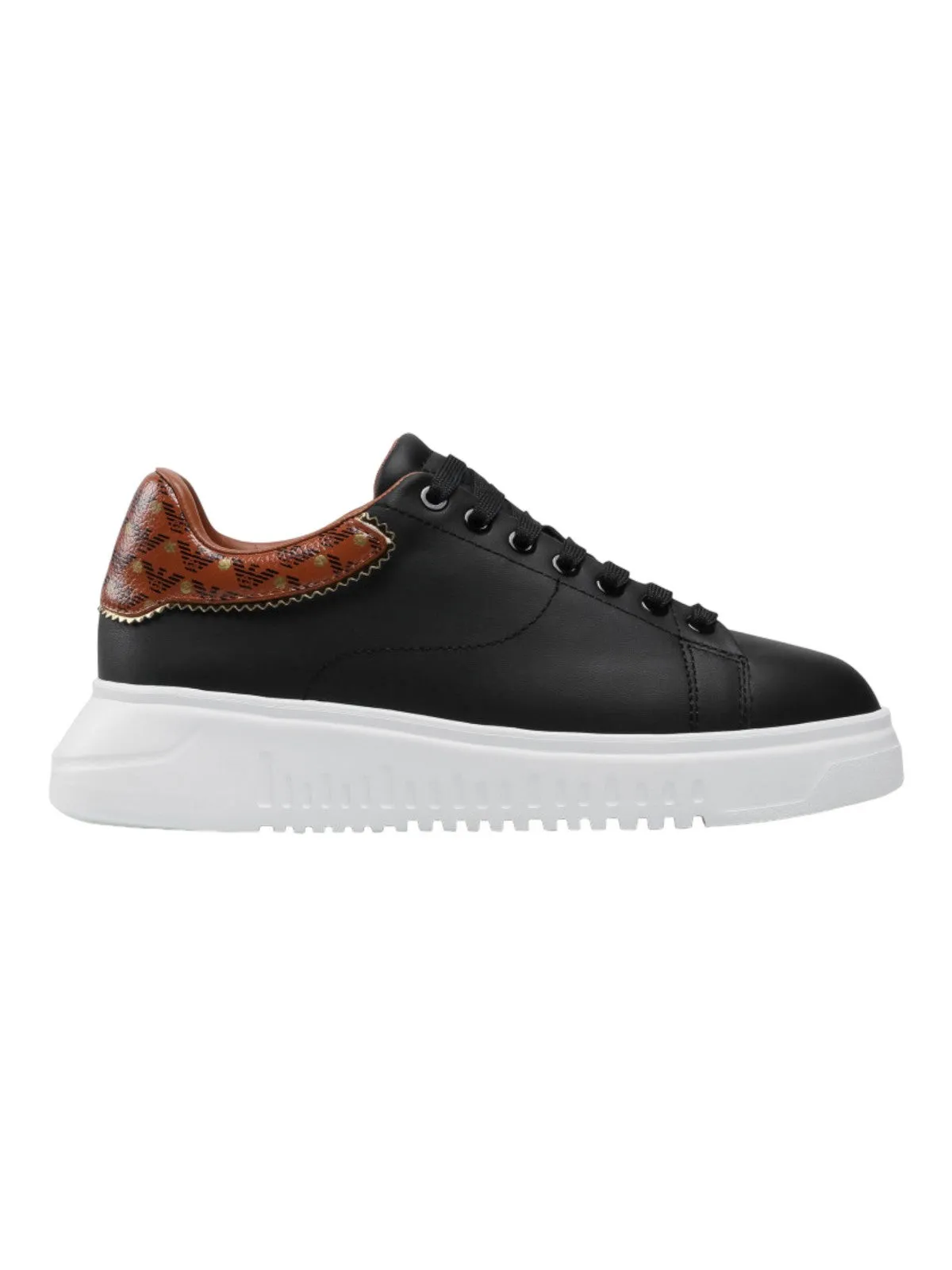 EMPORIO ARMANI Baskets Femme X3X024 XM702 R923 Noir