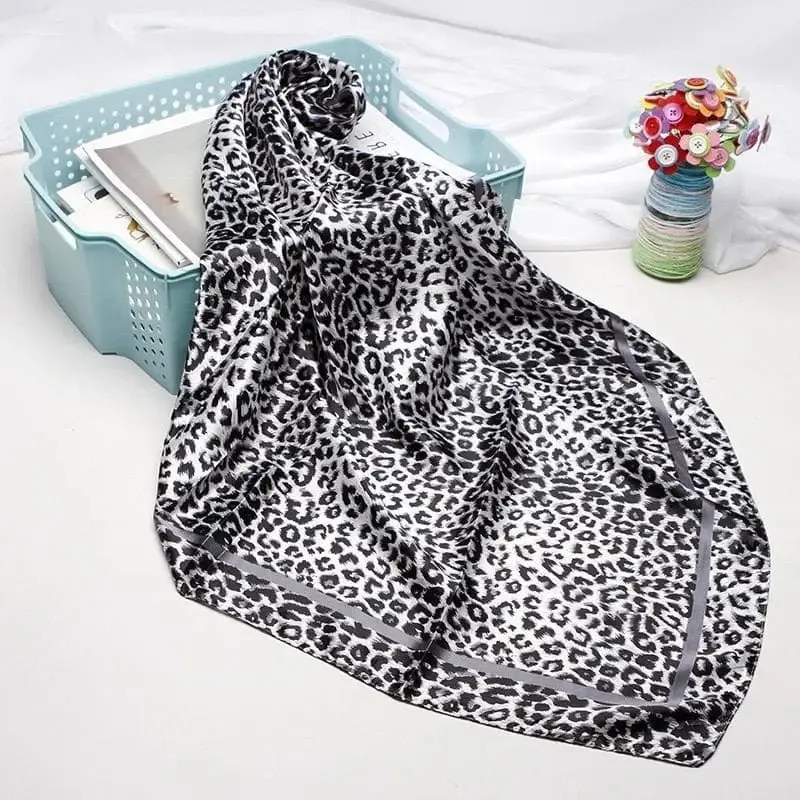 Foulard Léopard LAURA
