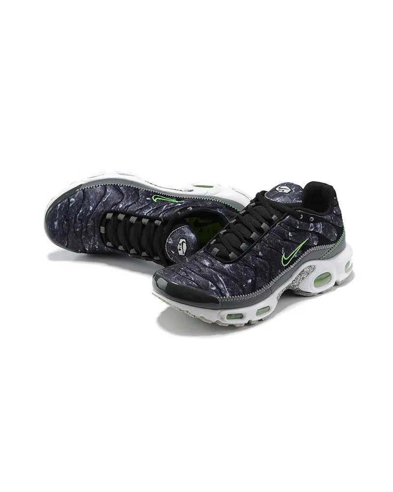 Nike Air Max Plus Essential Crater Green