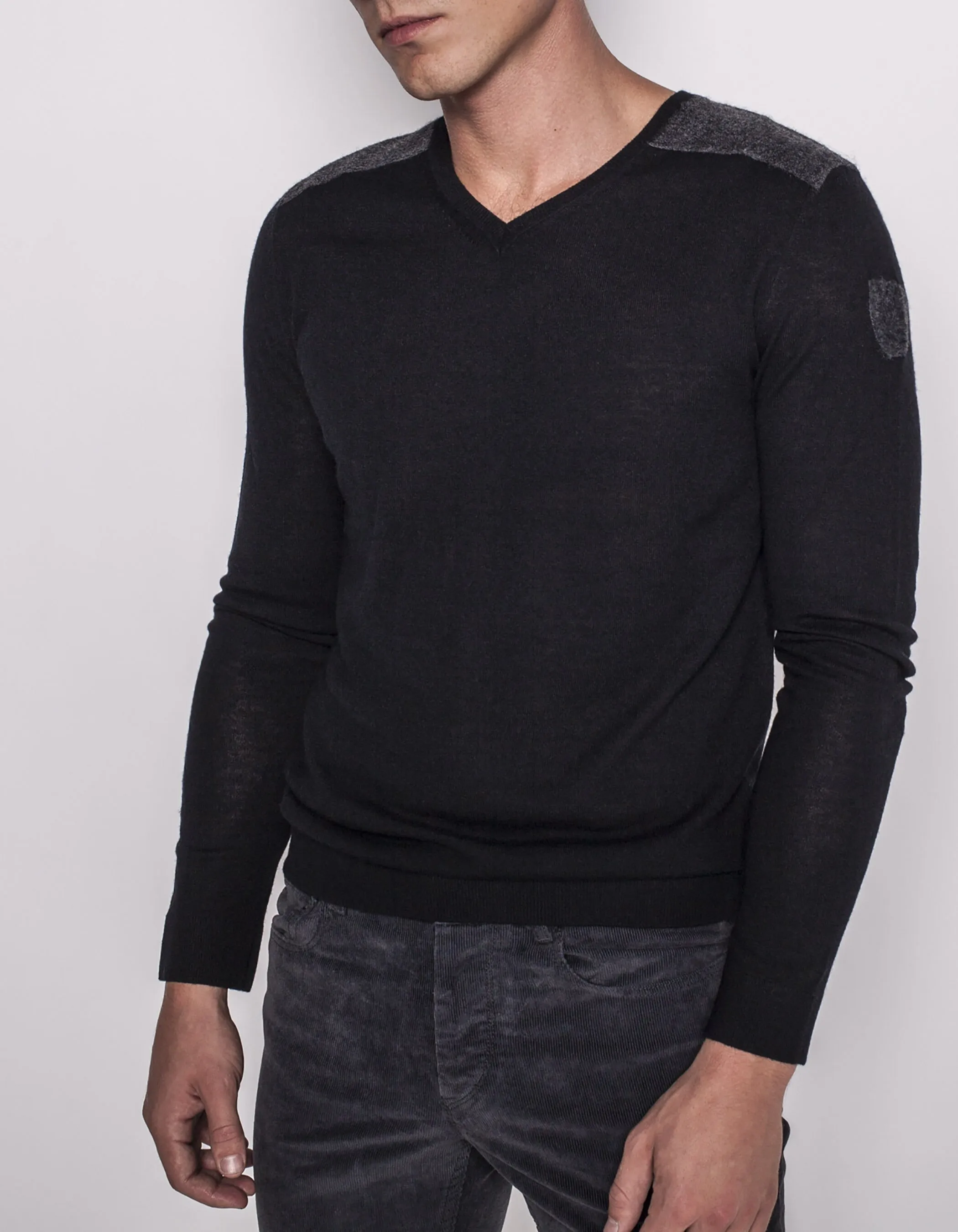 Pull col V homme