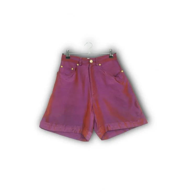 Short uni violet