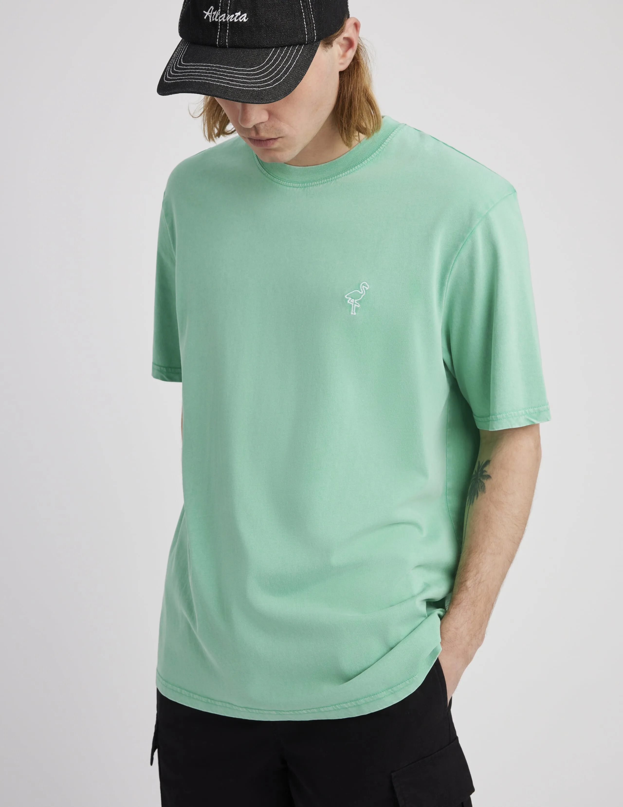 T-shirt garment dye brodé